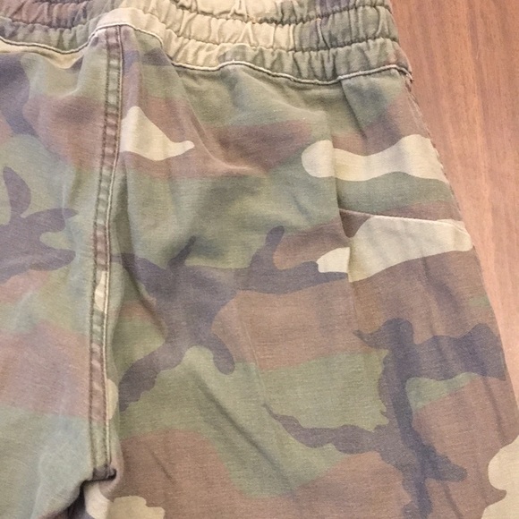 TNA camouflage jogger pants size 0 - Picture 13 of 13